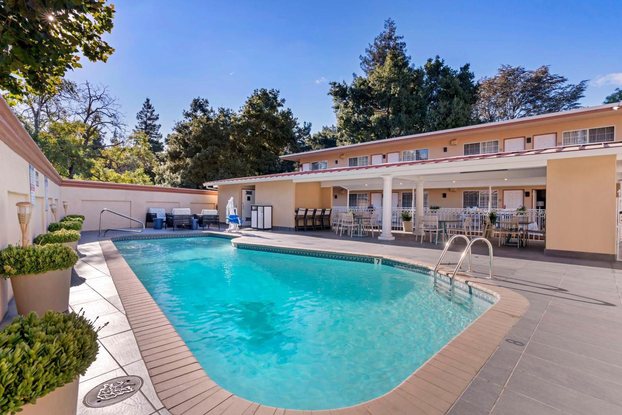 Best Western Plus Riviera Menlo Park Eksteriør bilde